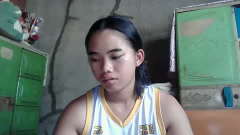 lovely_marie572336 online show from April 2026 11:35:02 PM