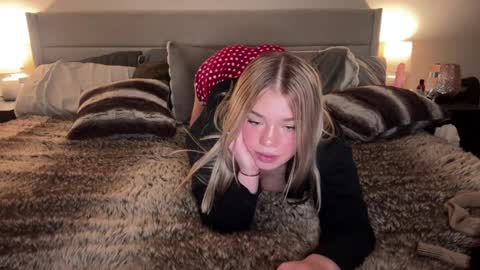 Megan online show from December 2024 04:09:02 AM