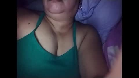 lovely_orchid online show from October 2025 01:17:01 PM