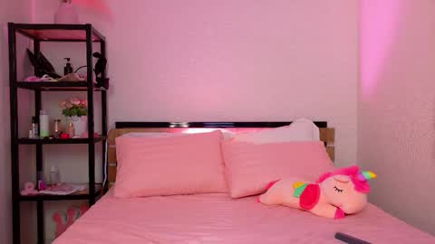 Snapshot of lovely_poppy chatting on October 2025 01:03:02 AM Lolly online show from October 2025 01:03:02 AM