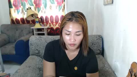 Snapshot of lovely_singlemom chatting on January 2025 01:59:02 AM ask me dear online show from January 2025 01:59:02 AM
