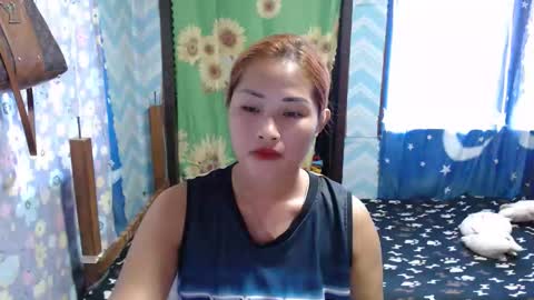 Snapshot of lovely_singlemom chatting on November 2025 02:00:01 AM ask me dear online show from November 2025 02:00:01 AM