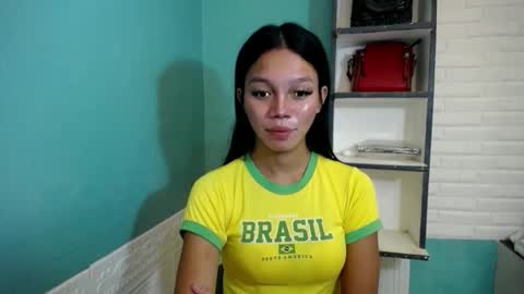 Snapshot of lovely_thea_xoxo chatting on March 2026 01:38:01 PM Thea online show from March 2026 01:38:01 PM