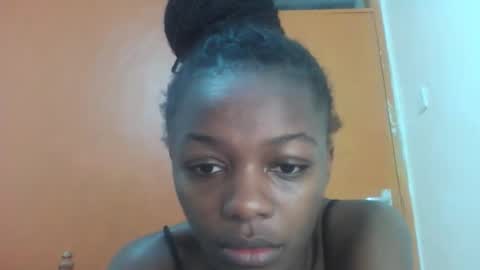 Snapshot of lovely_yvonne chatting on October 2025 08:50:02 PM Lovely yvonne online show from October 2025 08:50:02 PM