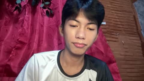 Snapshot of lovelyboy_jm chatting on May 2026 02:45:01 PM lovelyboy_jm online show from May 2026 02:45:01 PM