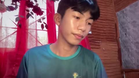Snapshot of lovelyboy_jm chatting on May 2026 11:01:04 PM lovelyboy_jm online show from May 2026 11:01:04 PM