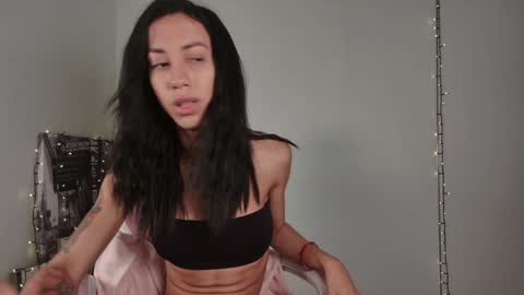 lovelycaroll online show from January 2025 09:42:02 AM