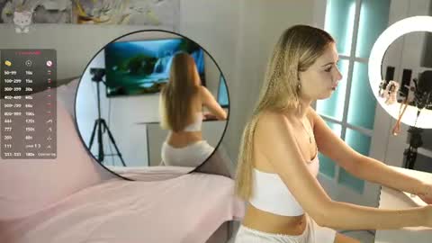 lovelygracee online show from June 2026 02:52:01 PM