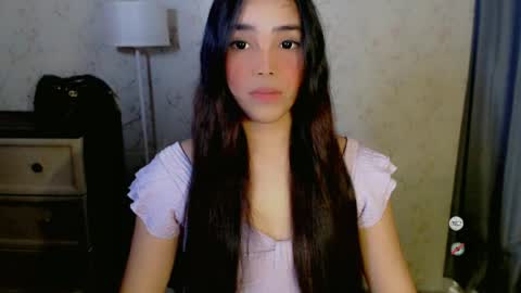 Snapshot of lovelylaiza chatting on June 2026 08:19:02 AM Cutie Laiza online show from June 2026 08:19:02 AM
