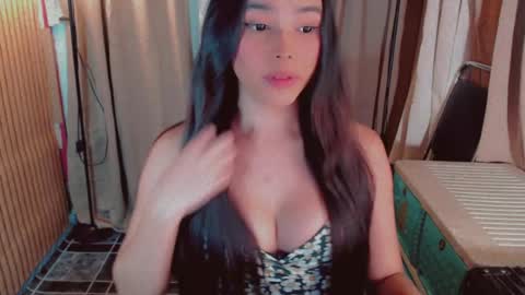 Snapshot of lovelylaiza chatting on July 2026 10:22:01 AM Cutie Laiza online show from July 2026 10:22:01 AM