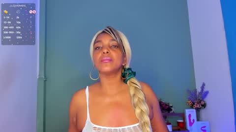 Nicky online show from February 2025 03:42:02 PM