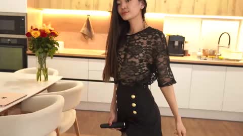 Snapshot of lovelynightt chatting on October 2025 03:46:02 PM kim online show from October 2025 03:46:02 PM