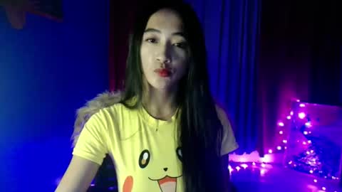 lovelypetite143 online show from March 2026 12:53:02 PM