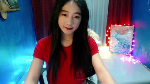lovelypetite143 online show from August 2026 08:24:02 AM