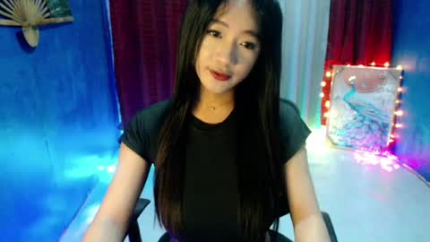 lovelypetite143 online show from August 2026 05:27:01 PM