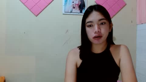 Snapshot of lovelypetitebigcock chatting on March 2025 06:44:01 PM lovelypetitebigcock online show from March 2025 06:44:01 PM