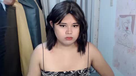 Snapshot of lovelypinaychubsx chatting on April 2026 12:09:02 PM lovely online show from April 2026 12:09:02 PM