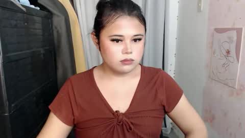Snapshot of lovelypinaychubsx chatting on April 2026 04:26:01 PM lovely online show from April 2026 04:26:01 PM