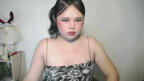 Snapshot of lovelypinaychubsx chatting on May 2026 07:11:01 PM lovely online show from May 2026 07:11:01 PM
