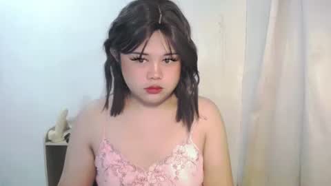 Snapshot of lovelypinaychubsx chatting on May 2026 09:22:01 PM lovely online show from May 2026 09:22:01 PM