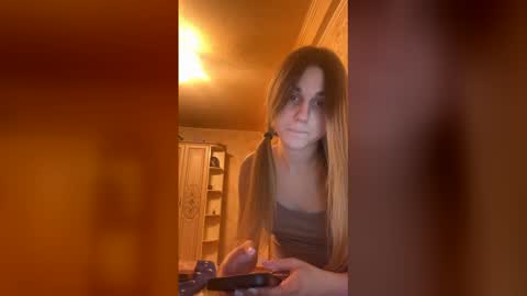 Snapshot of lovelysilk_63 chatting on December 2025 08:47:02 PM ELA online show from December 2025 08:47:02 PM