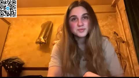 Snapshot of lovelysilk_63 chatting on April 2026 06:38:01 PM ELA online show from April 2026 06:38:01 PM