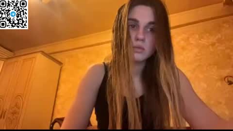 Snapshot of lovelysilk_63 chatting on April 2026 06:34:01 PM ELA online show from April 2026 06:34:01 PM