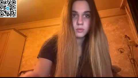 Snapshot of lovelysilk_63 chatting on April 2026 06:38:01 PM ELA online show from April 2026 06:38:01 PM