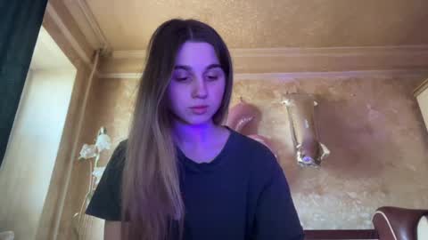 Snapshot of lovelysilk_63 chatting on May 2026 07:14:01 AM ELA online show from May 2026 07:14:01 AM
