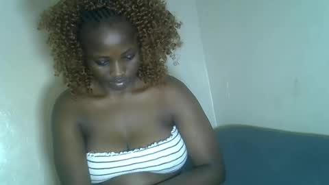 lovelysisco online show from February 2026 07:51:02 PM