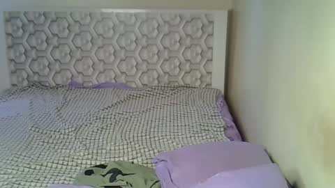 lovelytin online show from February 2026 09:59:01 AM