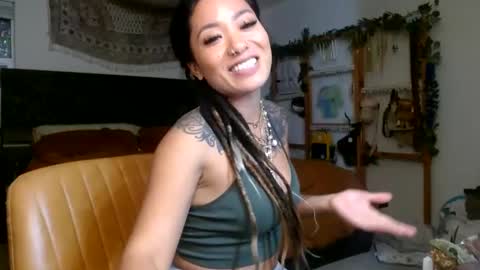 Snapshot of lovelyxmacii chatting on September 2025 04:35:02 AM lovelyxmacii online show from September 2025 04:35:02 AM