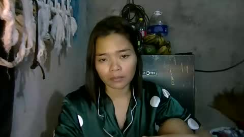 Snapshot of lovelyxxpinay11 chatting on November 2025 06:35:02 PM lovelyxxpinay11 online show from November 2025 06:35:02 PM