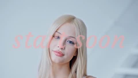 Snapshot of lovendy chatting on September 2025 01:44:02 PM NTMY IM LANA online show from September 2025 01:44:02 PM