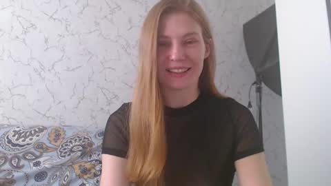 Snapshot of lovepeanutgirl chatting on February 2025 08:32:02 AM Mary Love online show from February 2025 08:32:02 AM