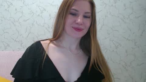 Snapshot of lovepeanutgirl chatting on March 2025 04:56:02 PM Mary Love online show from March 2025 04:56:02 PM
