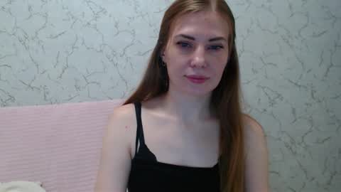 Snapshot of lovepeanutgirl chatting on October 2025 04:15:02 PM Mary Love online show from October 2025 04:15:02 PM