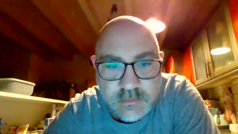 lover010983 online show from February 2025 05:12:02 AM