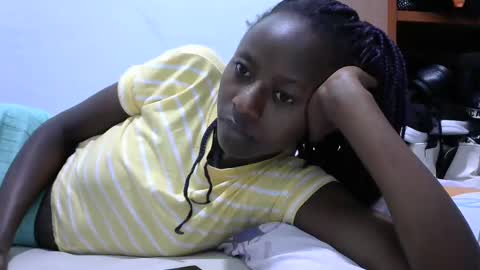 lovergal222 online show from February 2025 07:52:02 PM