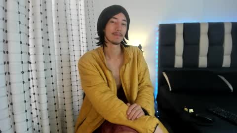 Snapshot of loverisu chatting on January 2026 08:44:02 PM loverisu online show from January 2026 08:44:02 PM