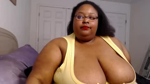 Snapshot of loves_aura chatting on January 2025 01:27:01 AM Alyson online show from January 2025 01:27:01 AM