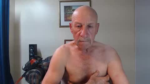 Snapshot of lovesblackazz chatting on October 2025 11:09:02 AM Lovesblackazz online show from October 2025 11:09:02 AM