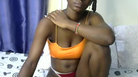 Snapshot of loveslut_ chatting on September 2025 04:39:02 AM loveslut_ online show from September 2025 04:39:02 AM