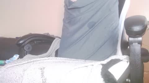 Snapshot of lovestobeused2 chatting on November 2025 04:11:02 PM lovetobeused online show from November 2025 04:11:02 PM