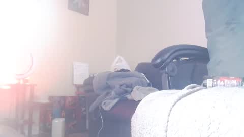 Snapshot of lovestobeused2 chatting on December 2025 05:18:02 PM lovetobeused online show from December 2025 05:18:02 PM