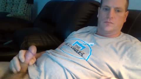 lovetocum37 online show from February 2026 10:32:01 PM