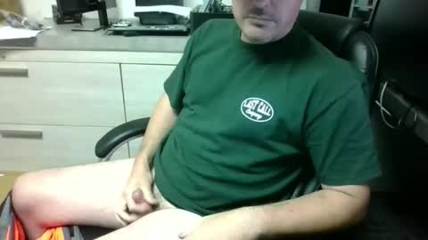 Love2Game online show from December 2025 05:53:01 PM