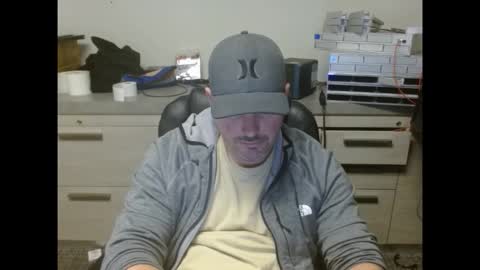 Snapshot of lovetofps chatting on March 2026 08:20:01 AM Love2Game online show from March 2026 08:20:01 AM
