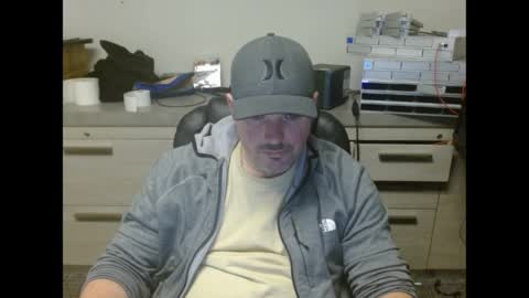 Snapshot of lovetofps chatting on March 2026 06:36:01 AM Love2Game online show from March 2026 06:36:01 AM
