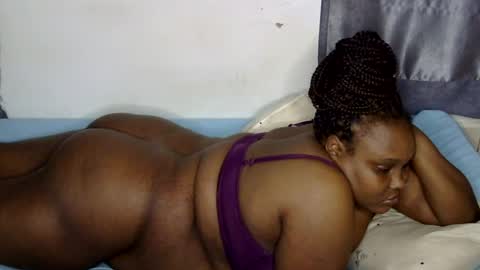 loveytiana online show from June 2026 07:12:02 PM